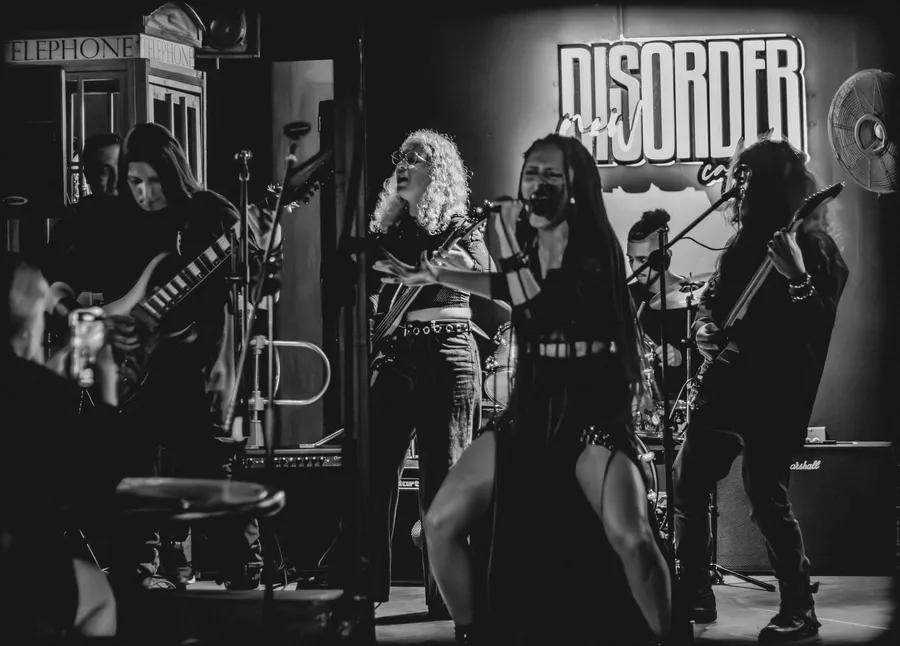 Legeremens en vivo 16